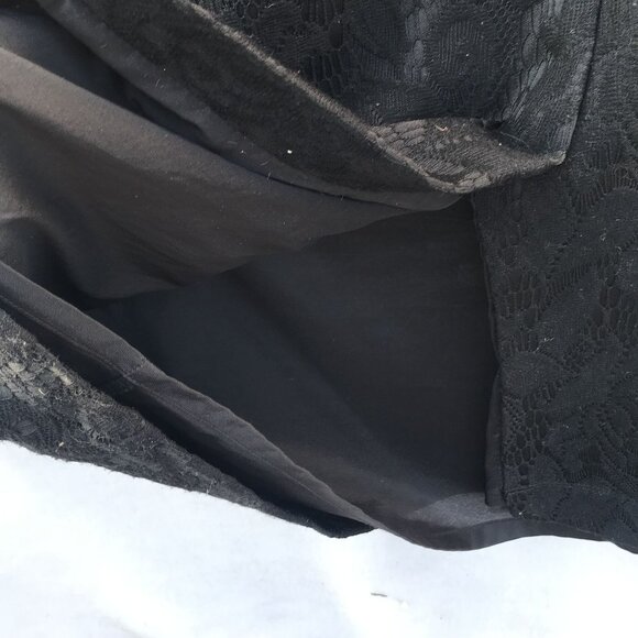 Ann Taylor Black Lace Overlay Dress Knee Length Sheath  Sleeveless Size 14 - Picture 13 of 14